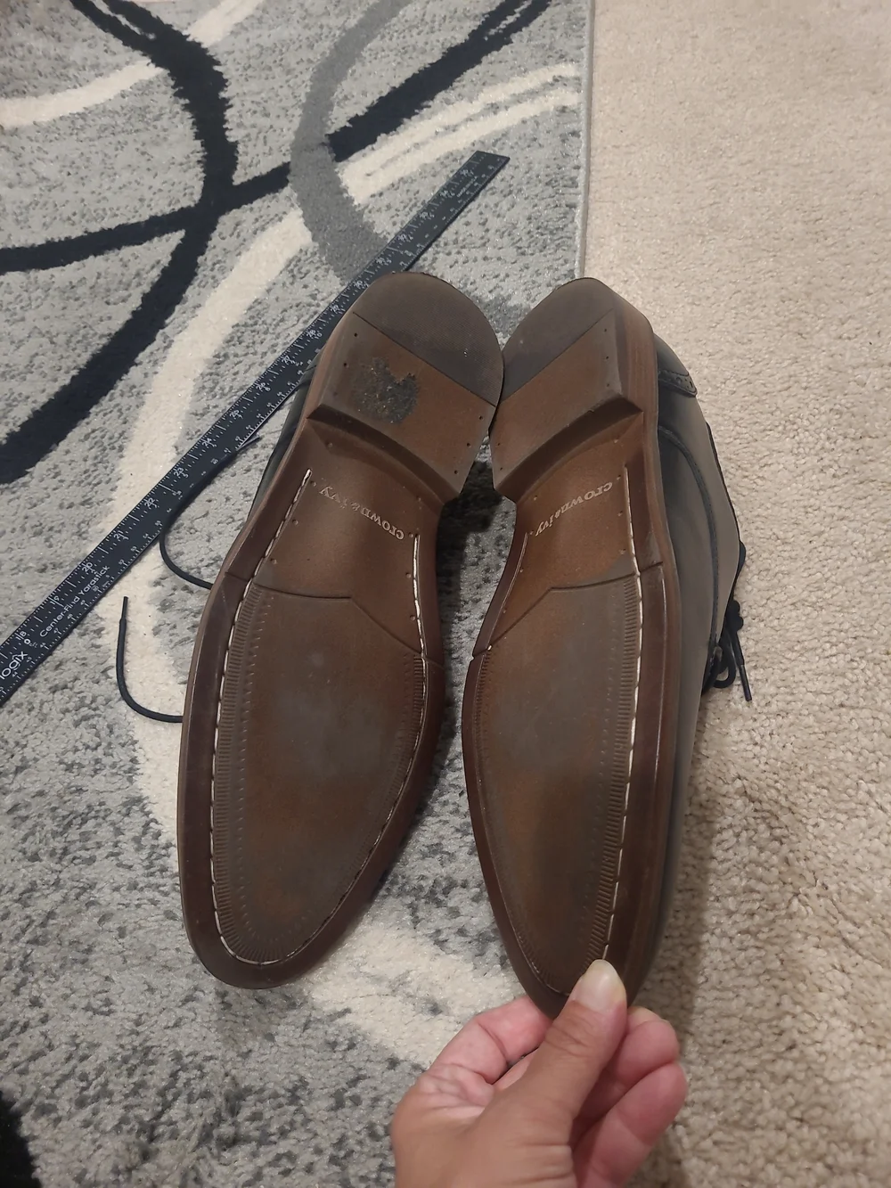 Crown and Ivy Oxford Leather Dress Shoes - Size 10 M